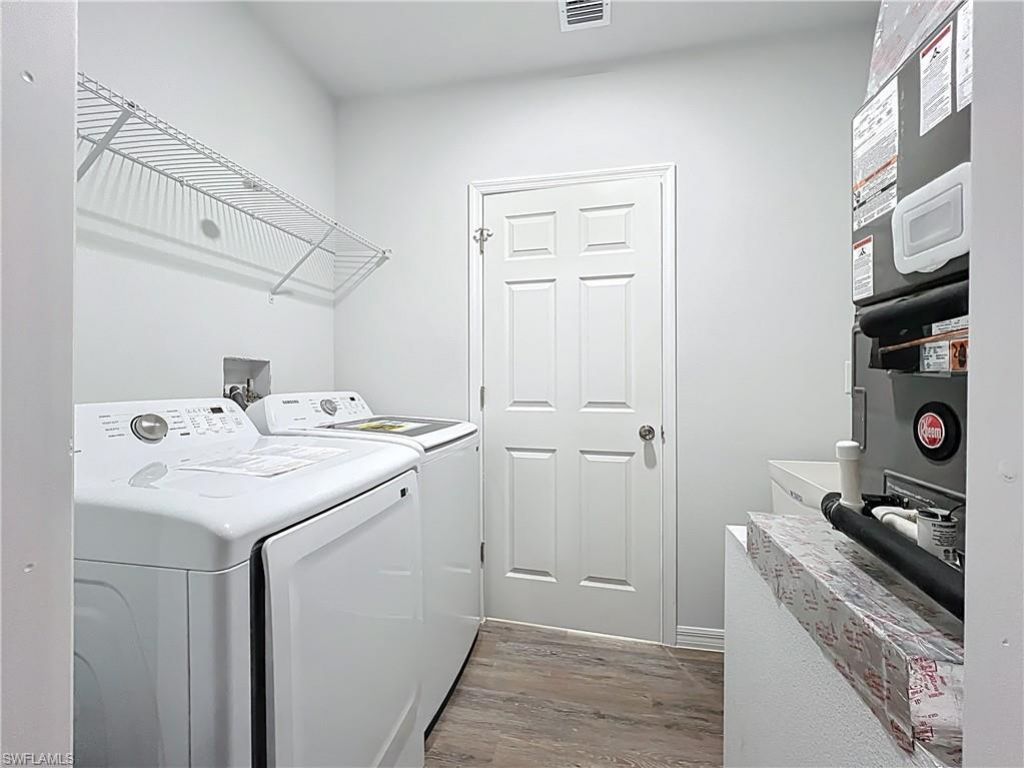 912 Anthony St E, Lehigh Acres, FL 33974 Photo