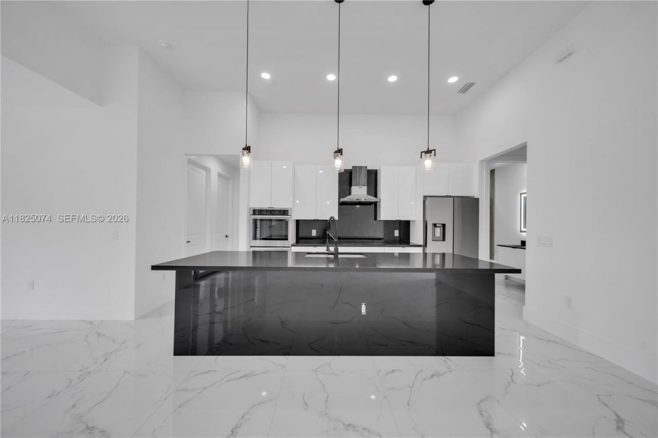 1215 Fitch Ave, Lehigh Acres, FL 33972 Photo