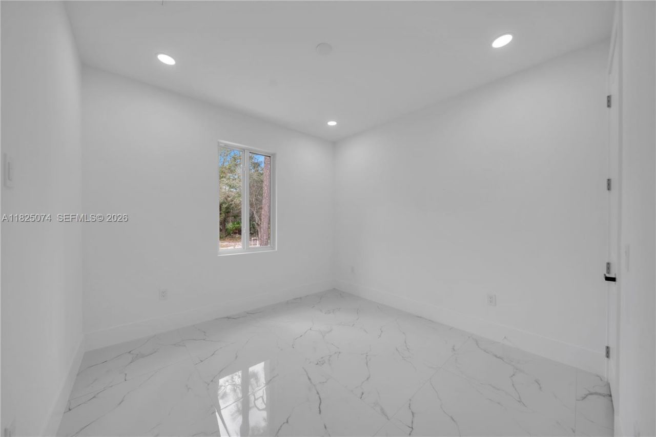 1215 Fitch Ave, Lehigh Acres, FL 33972 Photo