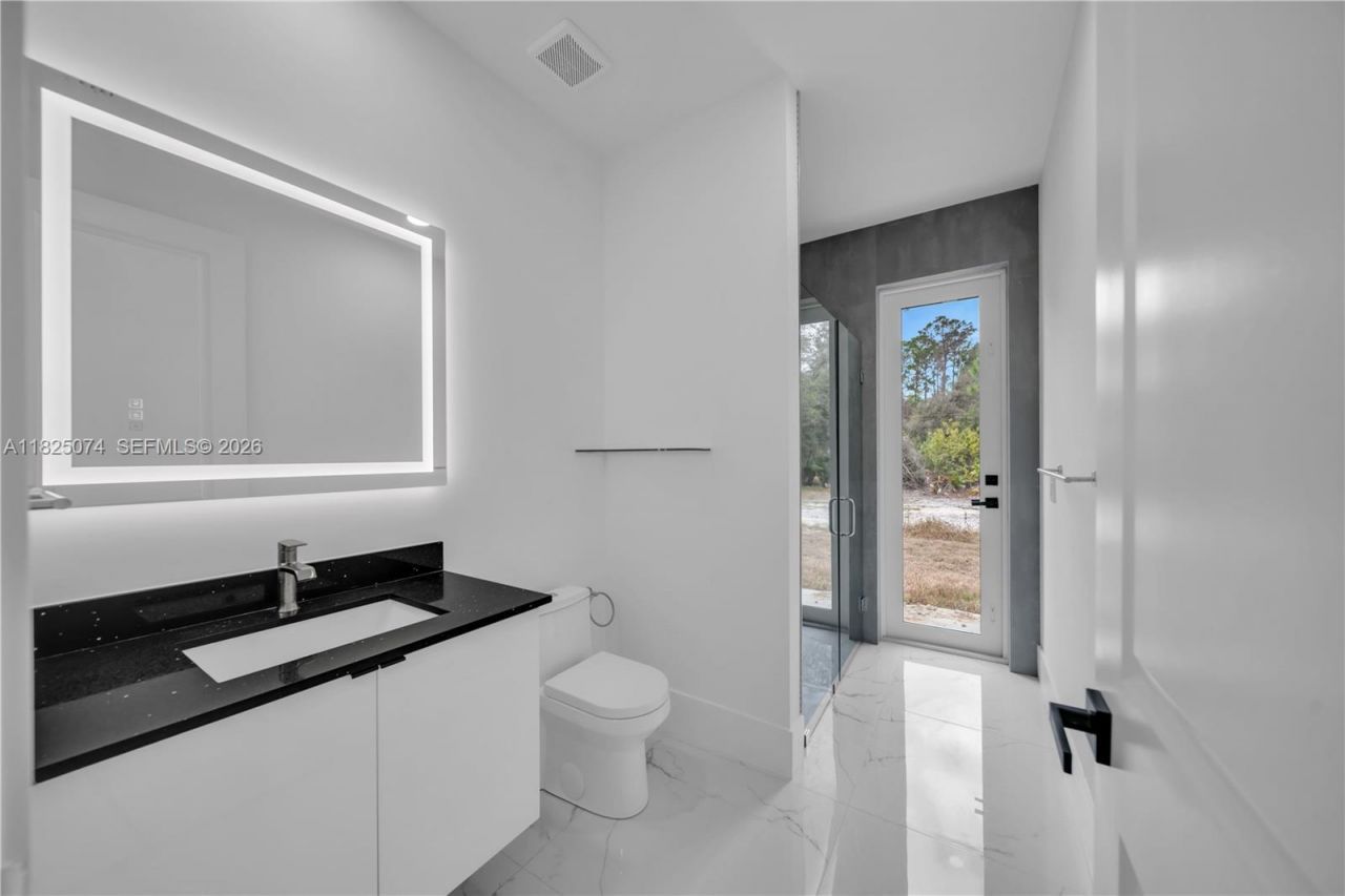 1215 Fitch Ave, Lehigh Acres, FL 33972 Photo