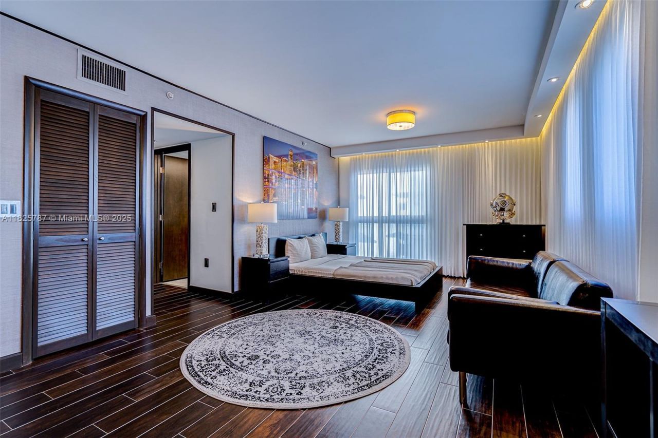 1701 Sunset Harbour Dr, Unit L507, Miami Beach, FL 33139 Photo