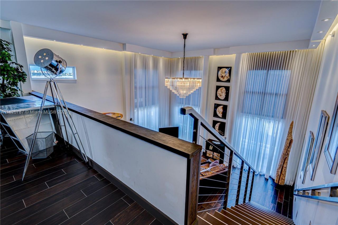 1701 Sunset Harbour Dr, Unit L507, Miami Beach, FL 33139 Photo
