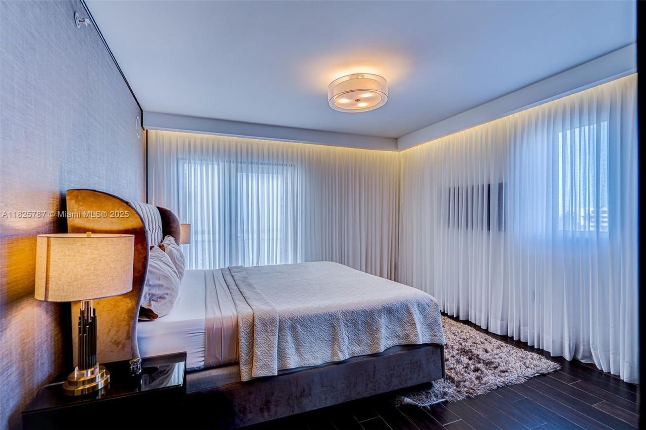 1701 Sunset Harbour Dr, Unit L507, Miami Beach, FL 33139 Photo