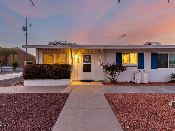 10516 W Peoria Avenue, Sun City, AZ 85351