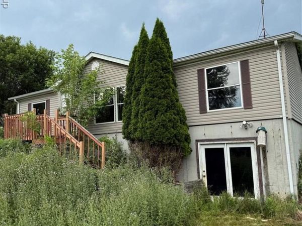 2320 Gramer Road N, Webberville Vlg, MI 48892