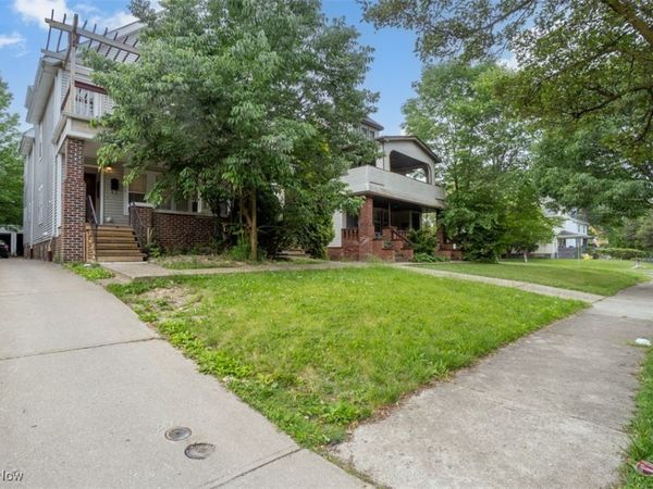 3388 Beechwood Avenue, Cleveland Heights, OH 44118