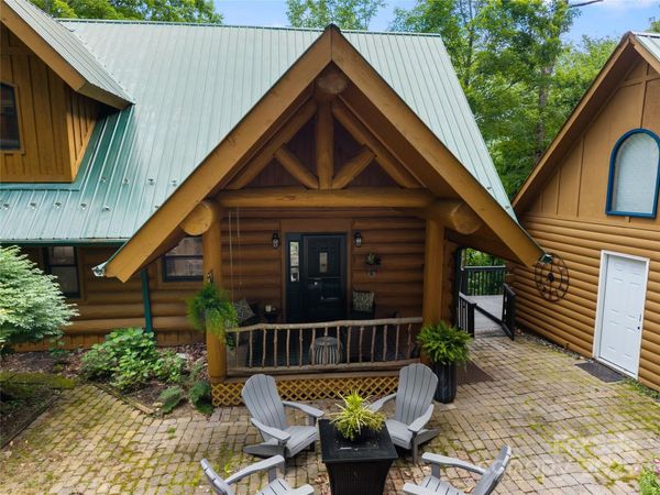 205 Chestnut Village, Mars Hill, NC 28754