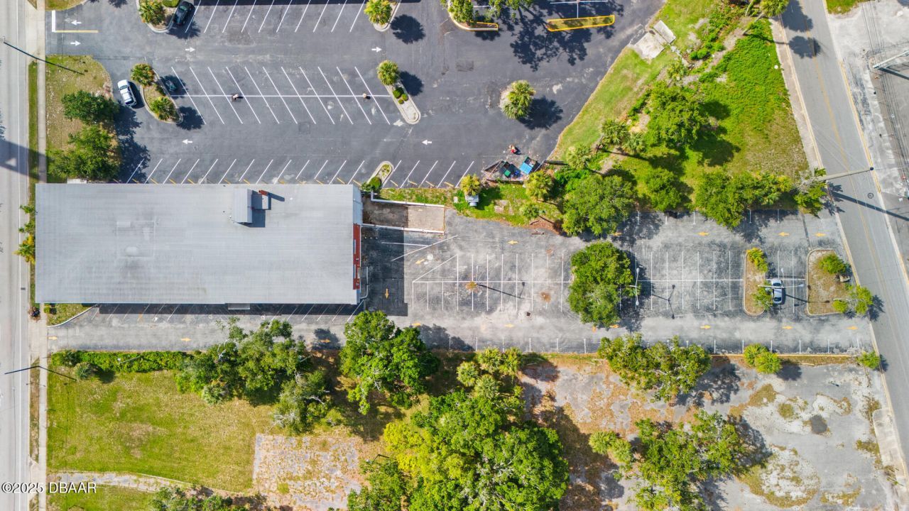 228 N Ridgewood Avenue, Daytona Beach, FL 32114 Photo