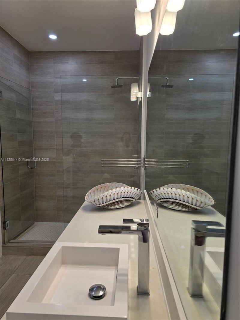 1600 SW 1st Ave, Unit 809, Miami, FL 33129 Photo