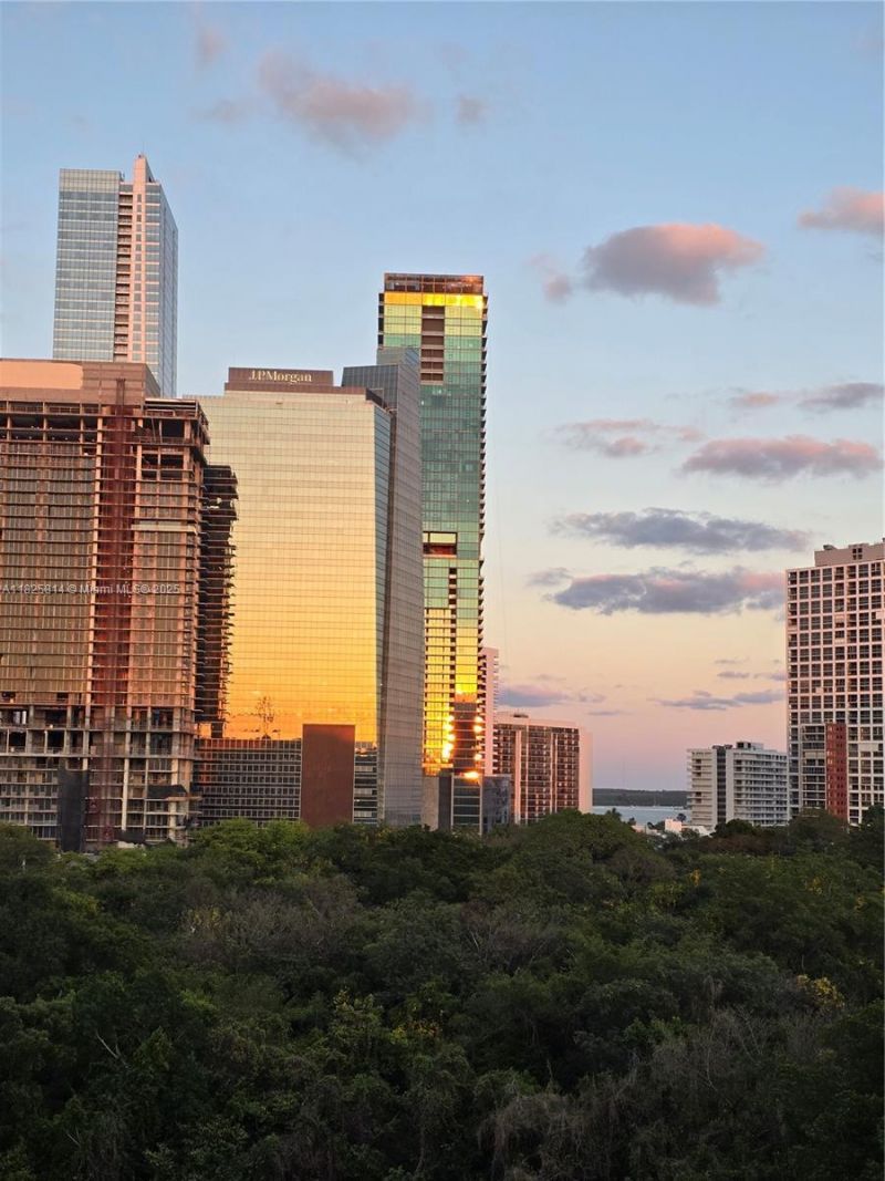 1600 SW 1st Ave, Unit 809, Miami, FL 33129 Photo