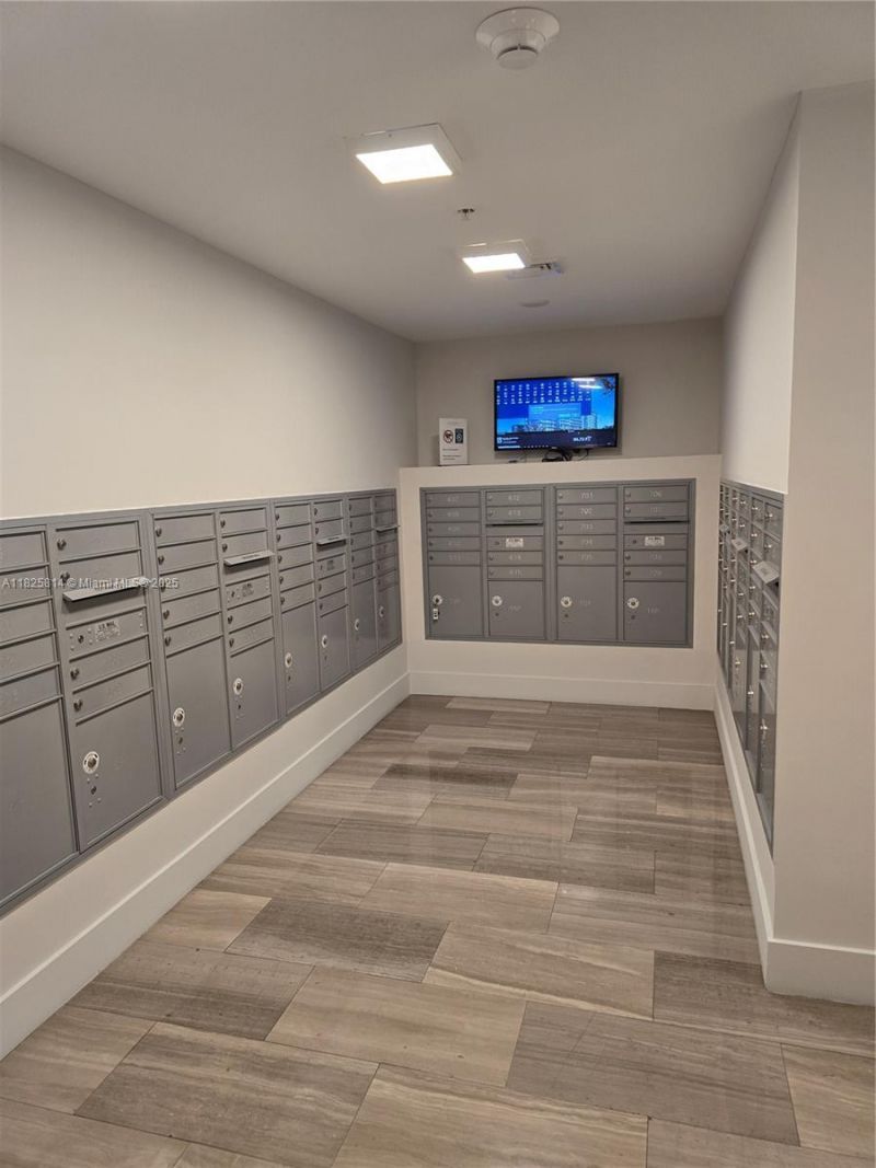 1600 SW 1st Ave, Unit 809, Miami, FL 33129 Photo