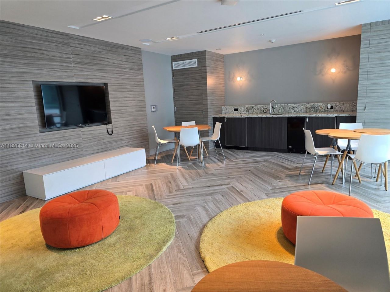 1600 SW 1st Ave, Unit 809, Miami, FL 33129 Photo