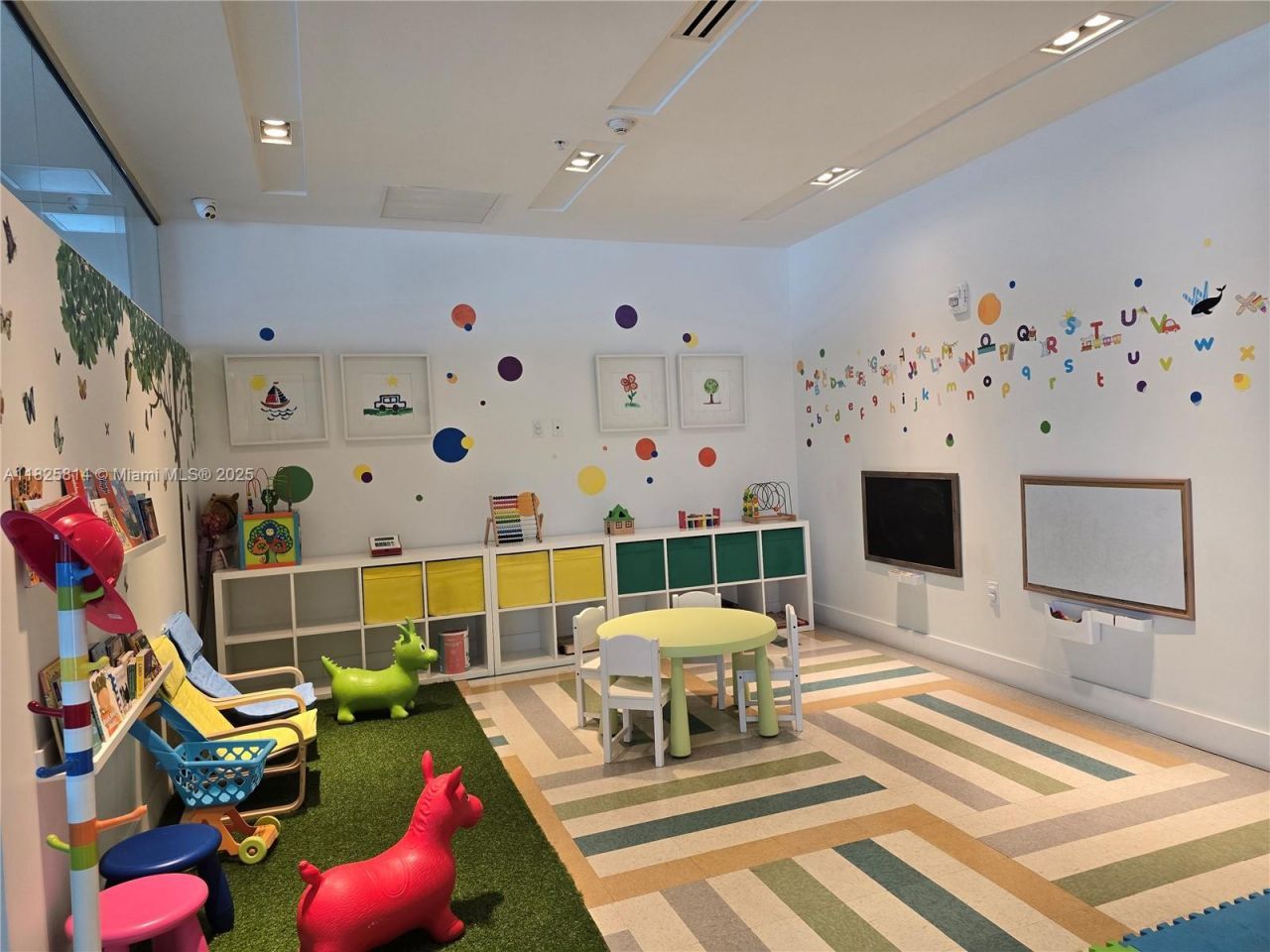 1600 SW 1st Ave, Unit 809, Miami, FL 33129 Photo