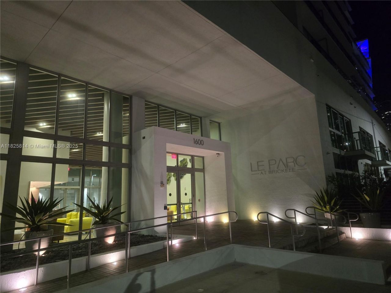 1600 SW 1st Ave, Unit 809, Miami, FL 33129 Photo