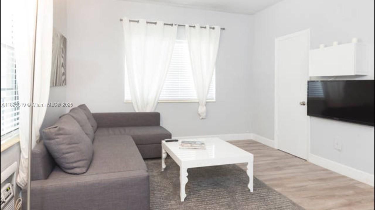 1325 Meridian Ave, Unit 6, Miami Beach, FL 33139 Photo