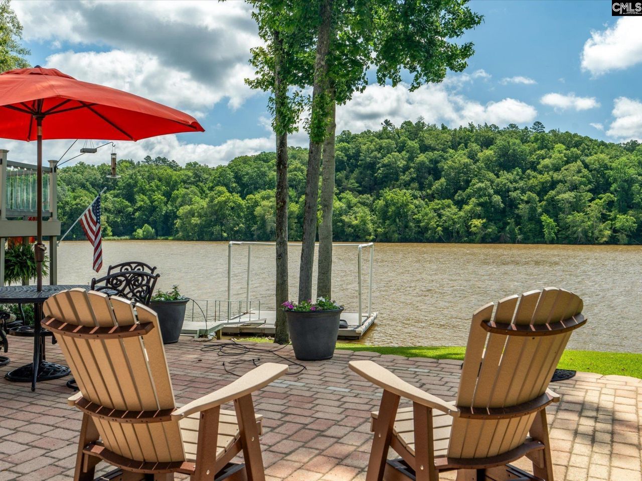 887 Living Waters Photo 31