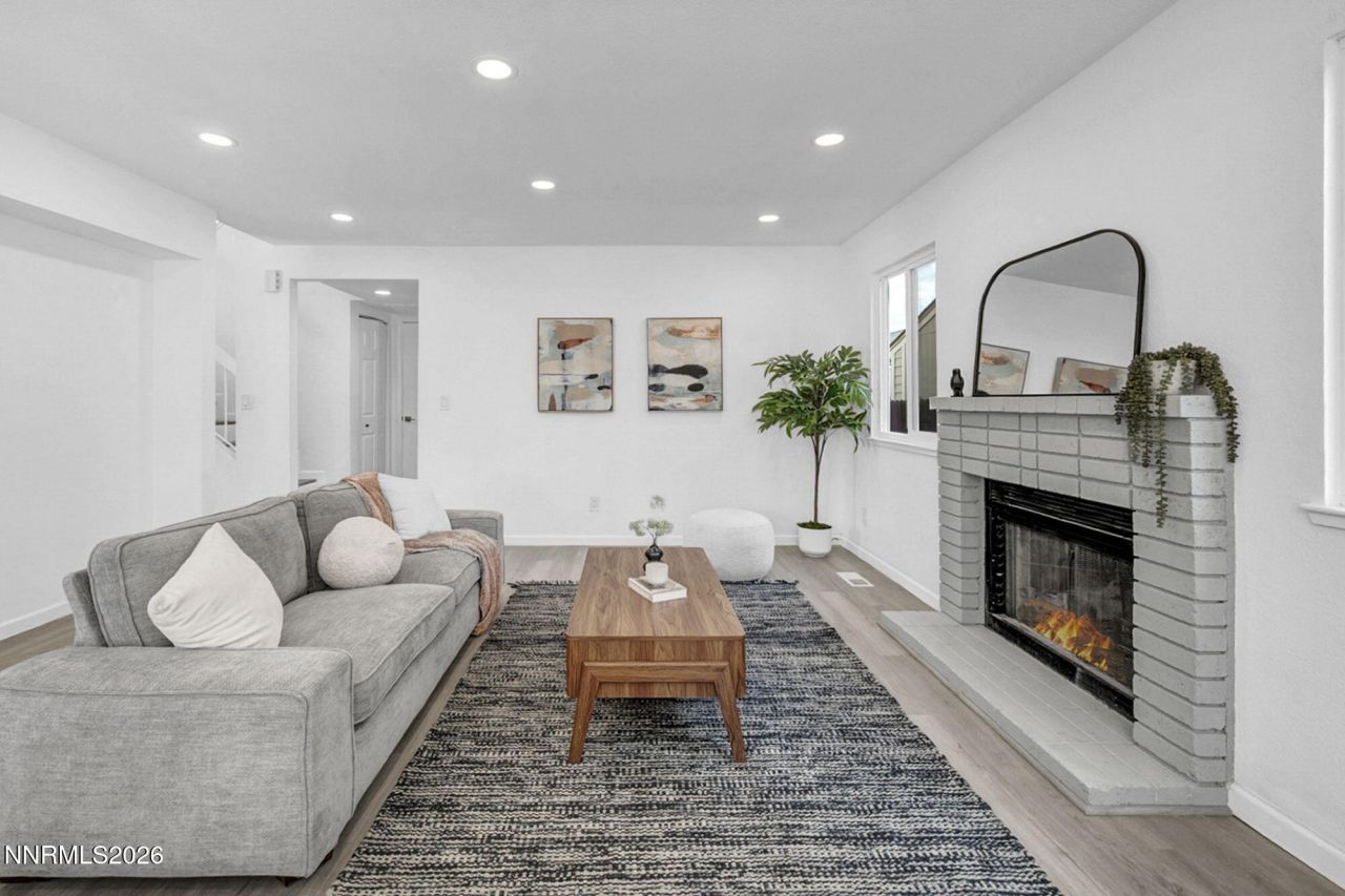 2719 Chavez Drive, Reno, NV 89502 Photo