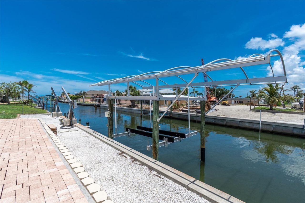 1930 Massachusetts Avenue, Englewood, FL 34224 Photo