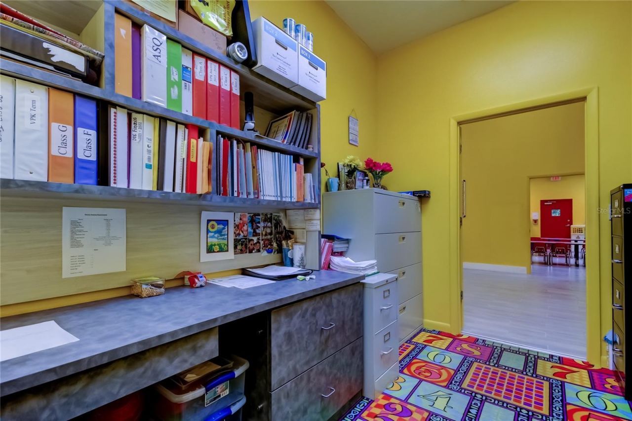 8816 W Robson St, Tampa, FL 33615 Photo