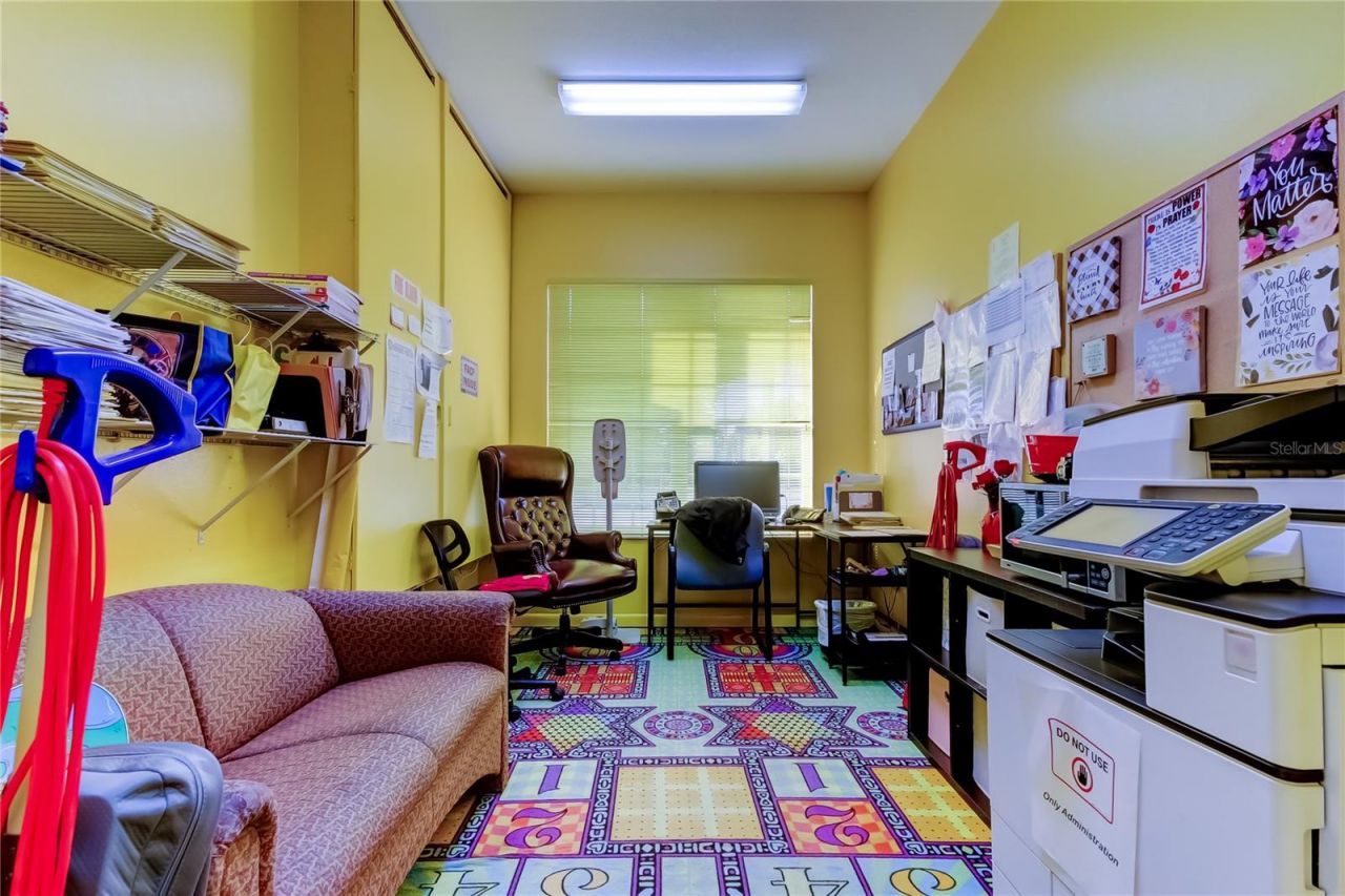 8816 W Robson St, Tampa, FL 33615 Photo