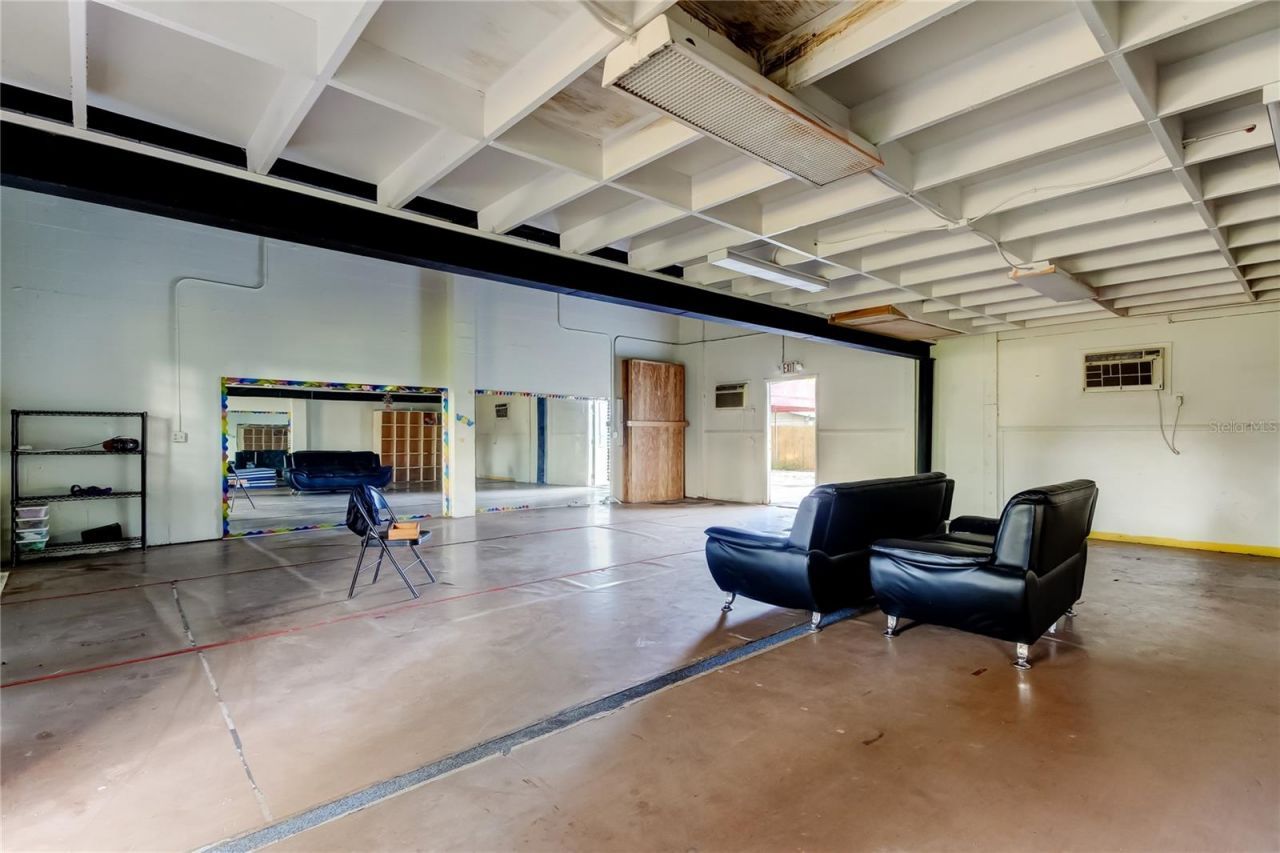 8816 W Robson St, Tampa, FL 33615 Photo