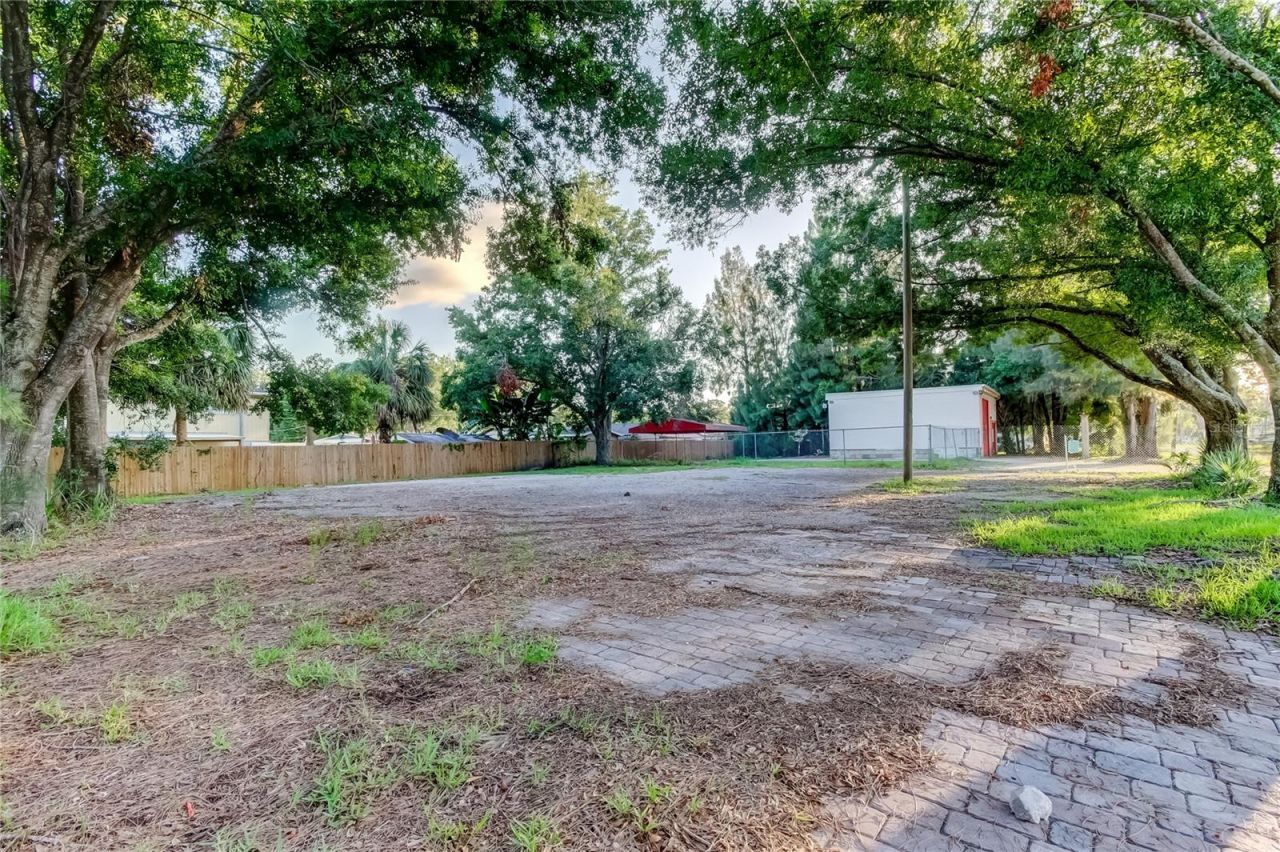 8816 W Robson St, Tampa, FL 33615 Photo