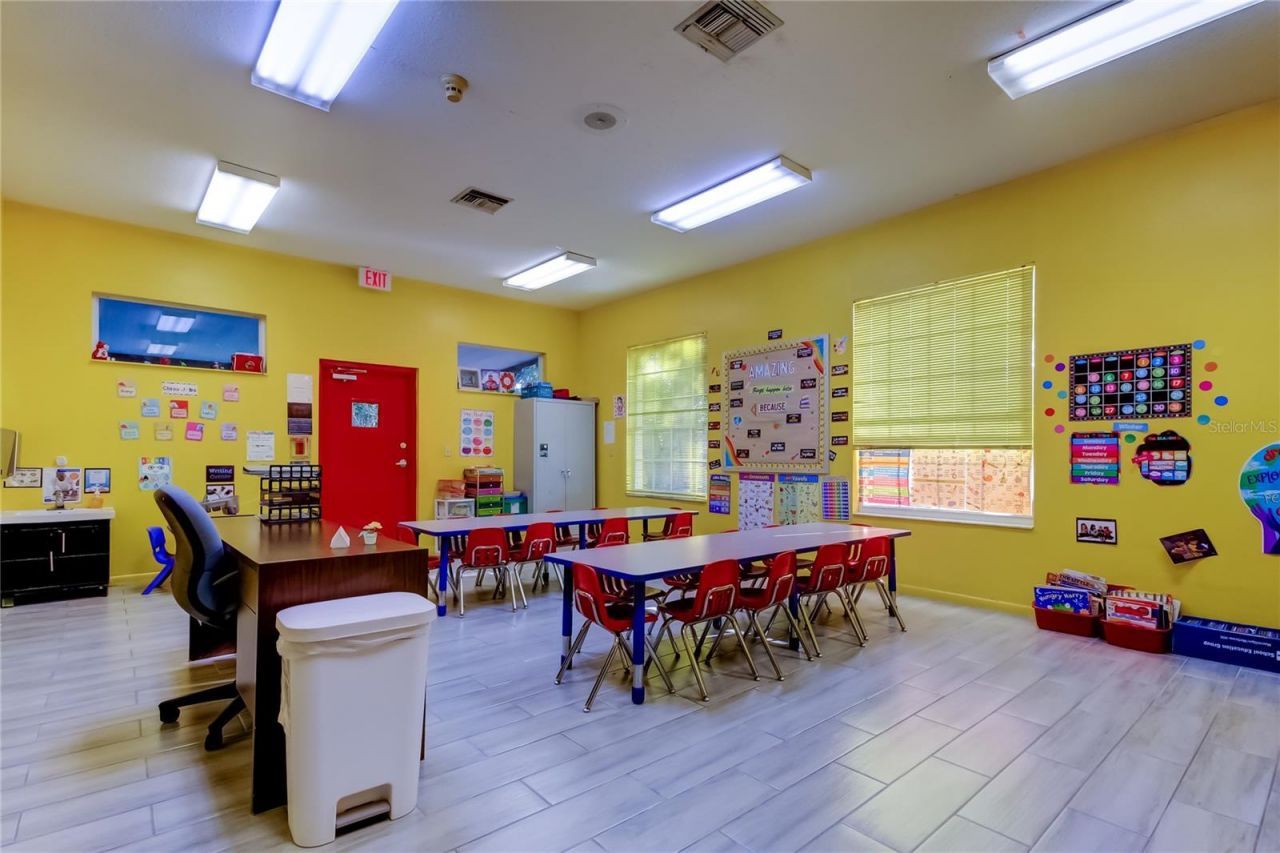 8816 W Robson St, Tampa, FL 33615 Photo