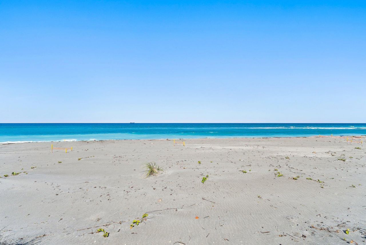 527 S Beach Road, Jupiter Island, FL 33455 Photo