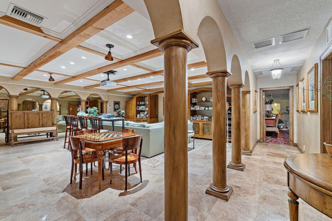 527 S Beach Road, Jupiter Island, FL 33455 Photo