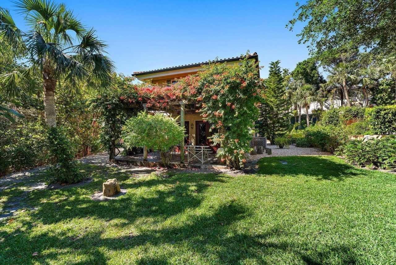 527 S Beach Road, Jupiter Island, FL 33455 Photo