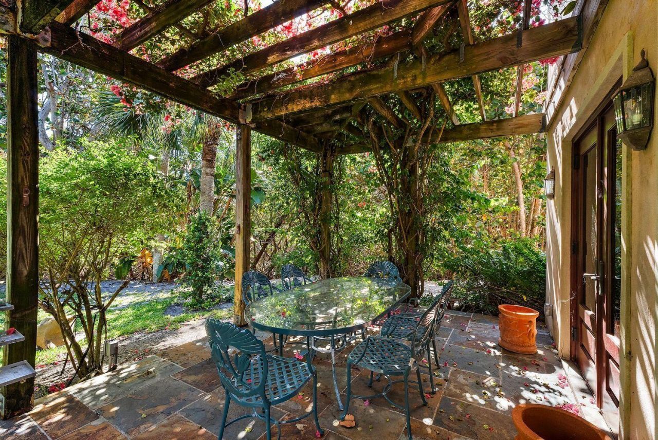 527 S Beach Road, Jupiter Island, FL 33455 Photo