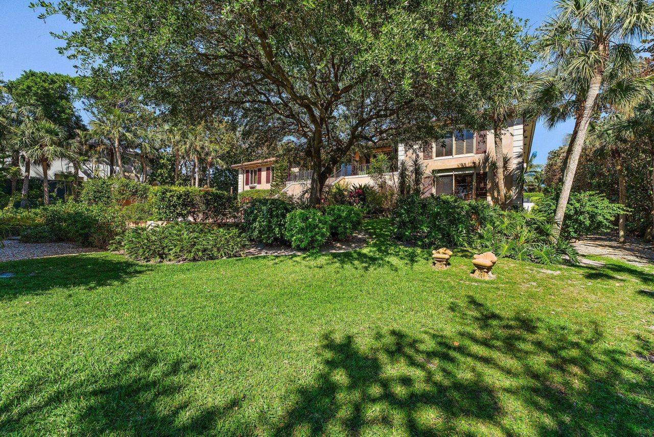 527 S Beach Road, Jupiter Island, FL 33455 Photo