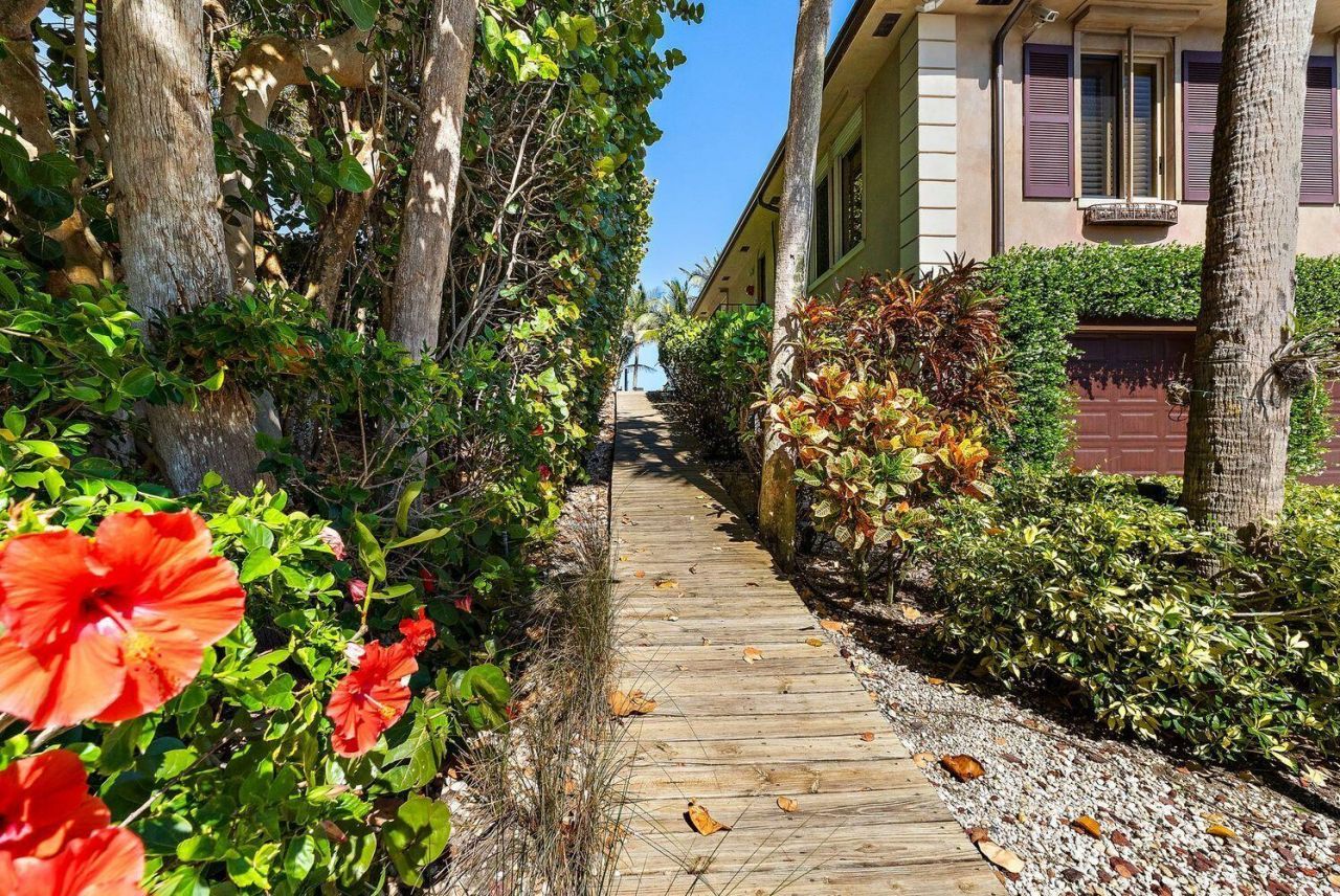 527 S Beach Road, Jupiter Island, FL 33455 Photo