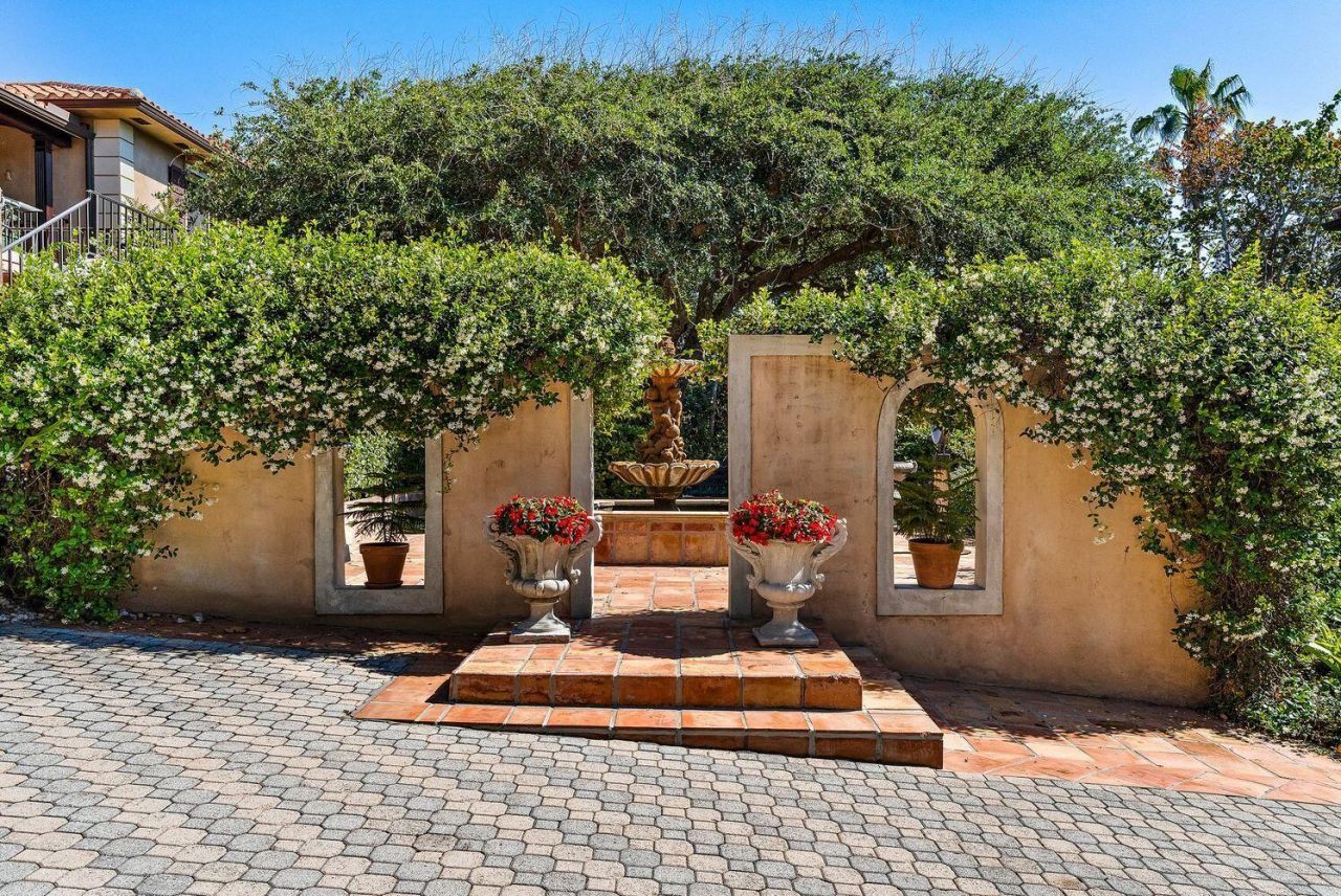 527 S Beach Road, Jupiter Island, FL 33455 Photo