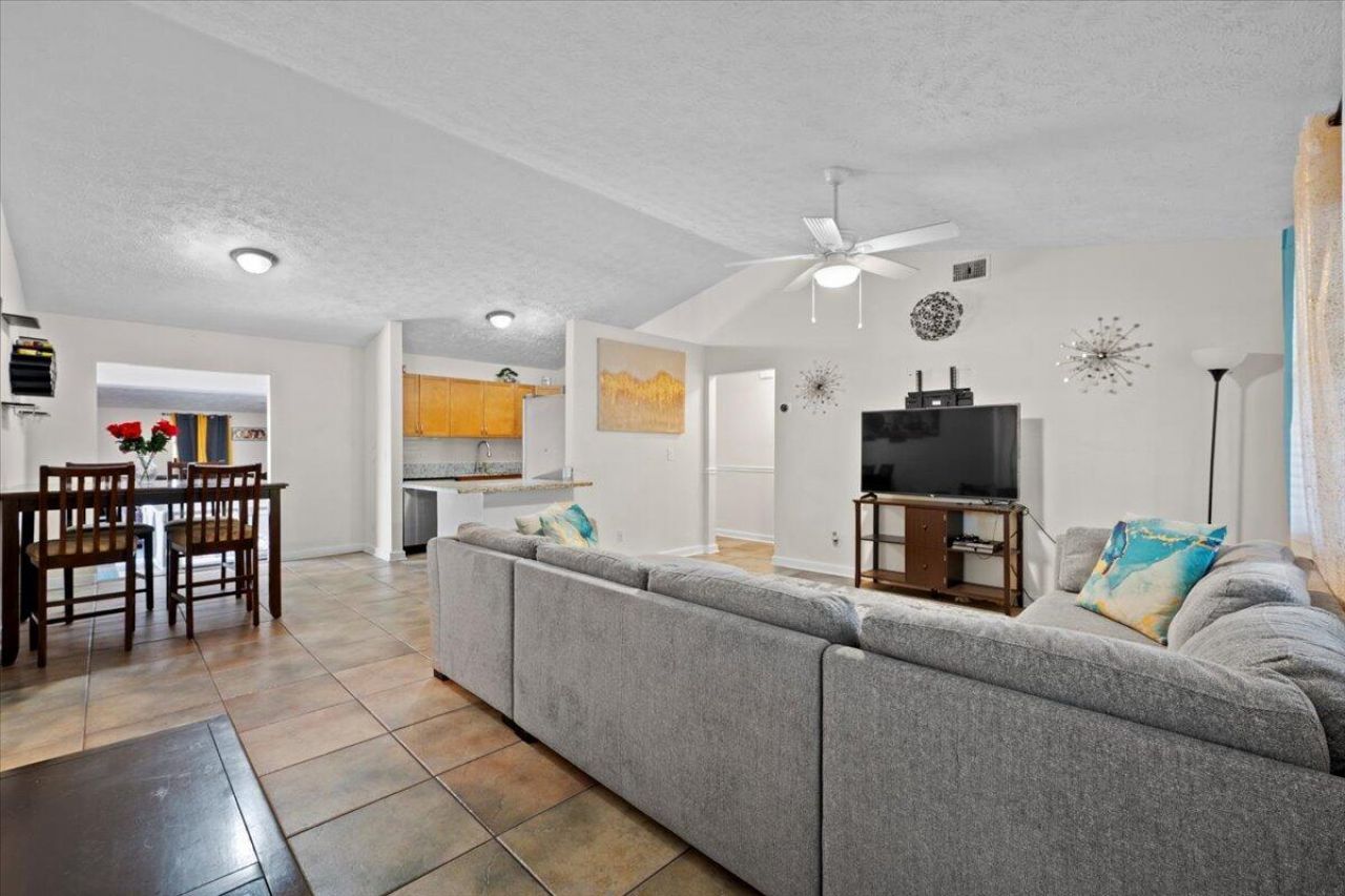 6015 Raintree Trl, Fort Pierce, FL 34982 Photo