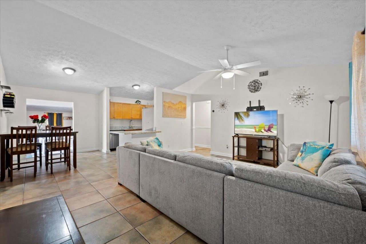 6015 Raintree Trl, Fort Pierce, FL 34982 Photo