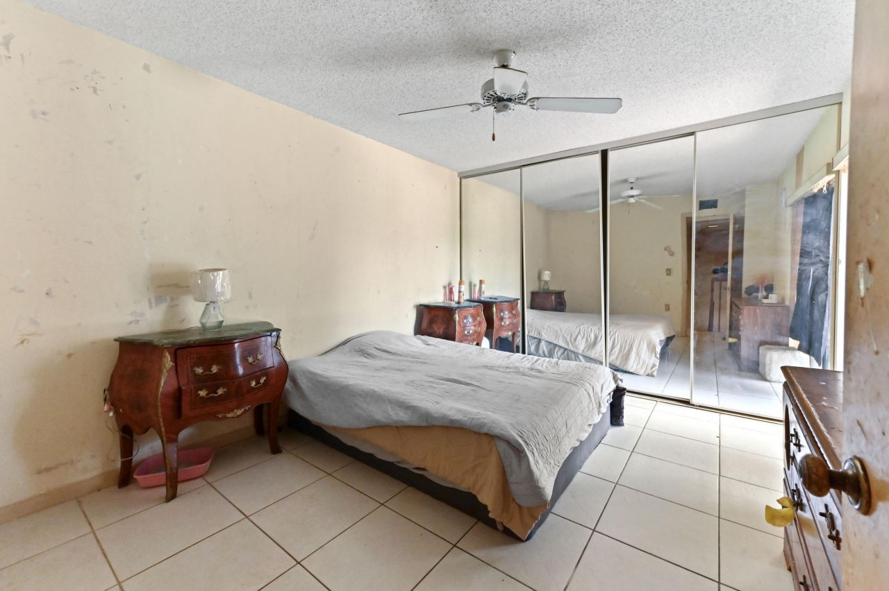 2423 24th Lane, Greenacres, FL 33463 Photo