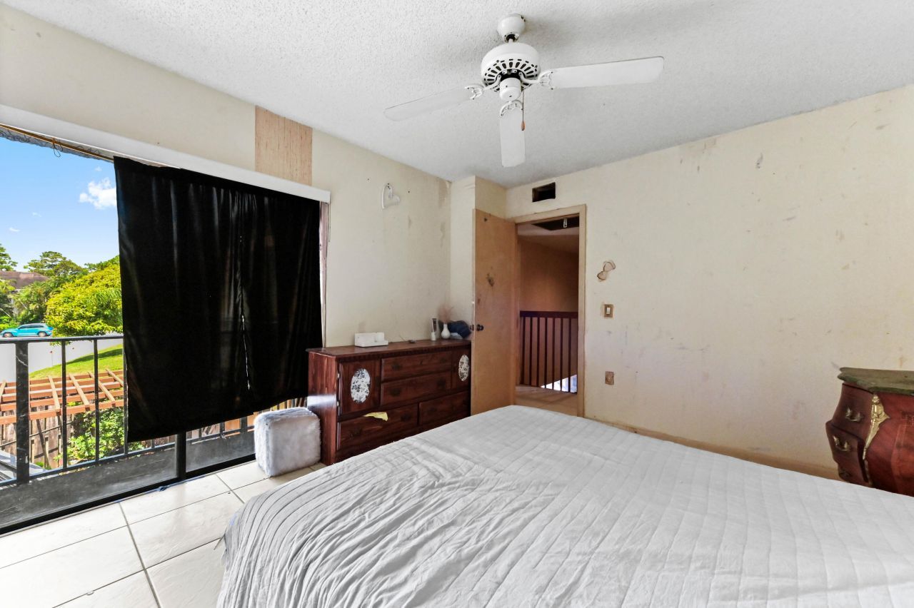 2423 24th Lane, Greenacres, FL 33463 Photo