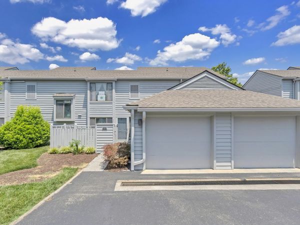 2404 Post Oak RD, Salem, VA 24153