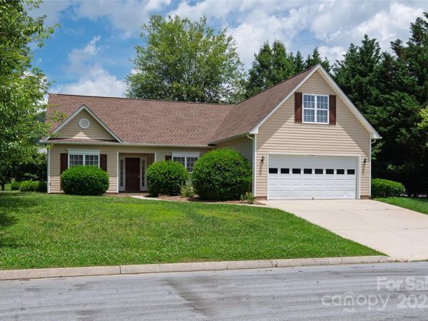 395 Running Briar Road, Fletcher, NC 28732
