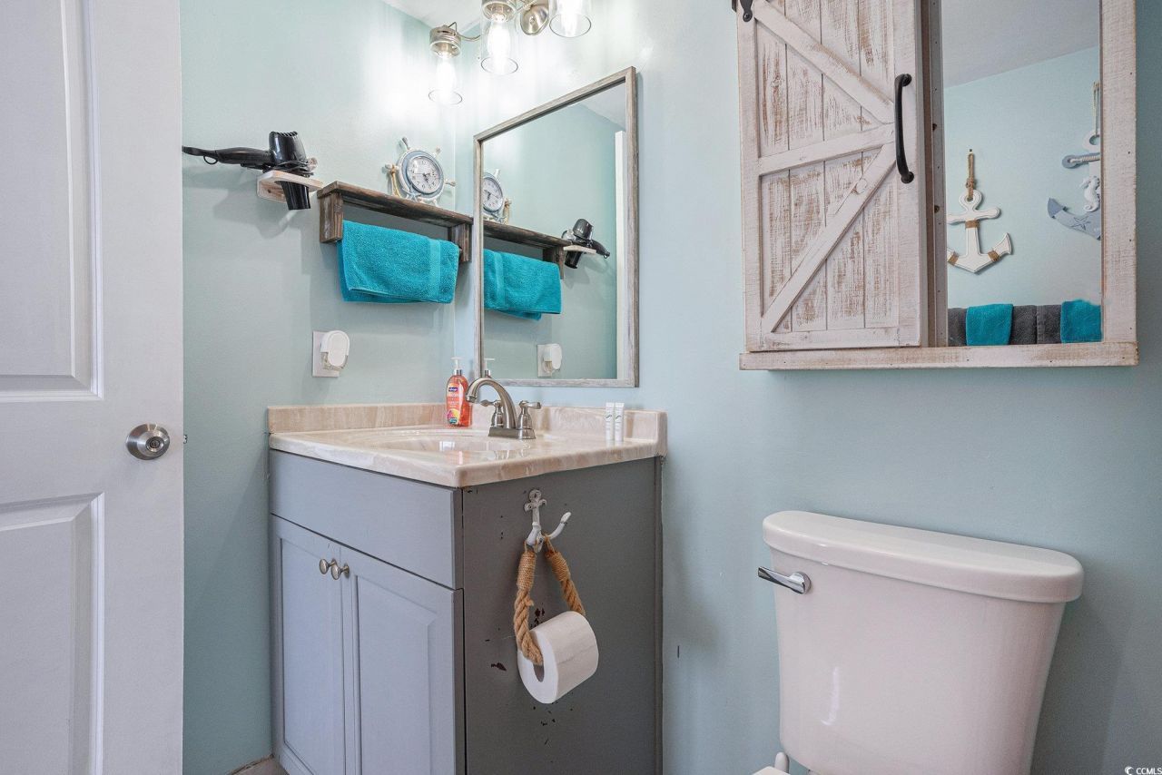 9400 Shore Dr. Photo 23