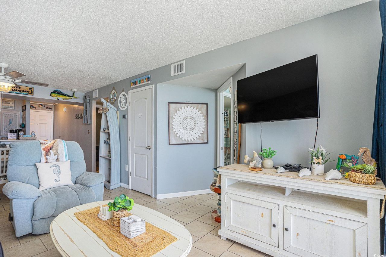 9400 Shore Dr. Photo 8