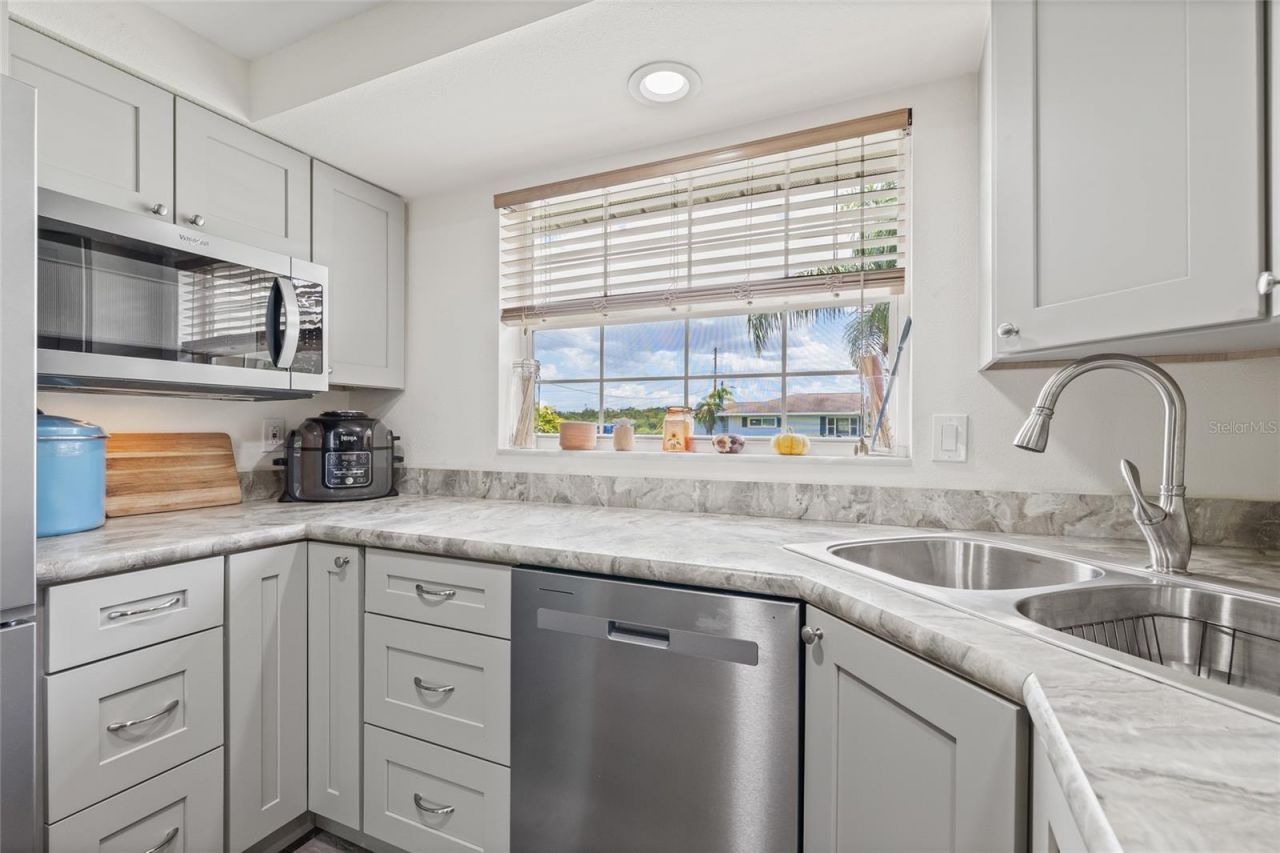 336 Highland Shores Dr, Ellenton, FL 34222 Photo