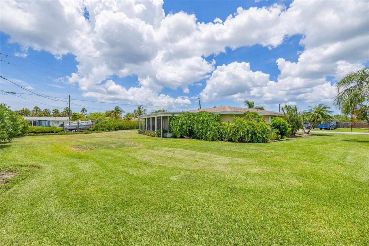 336 Highland Shores Dr, Ellenton, FL 34222 Photo