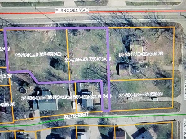 615 & 625 E Lincoln Avenue, Ionia, MI 48846