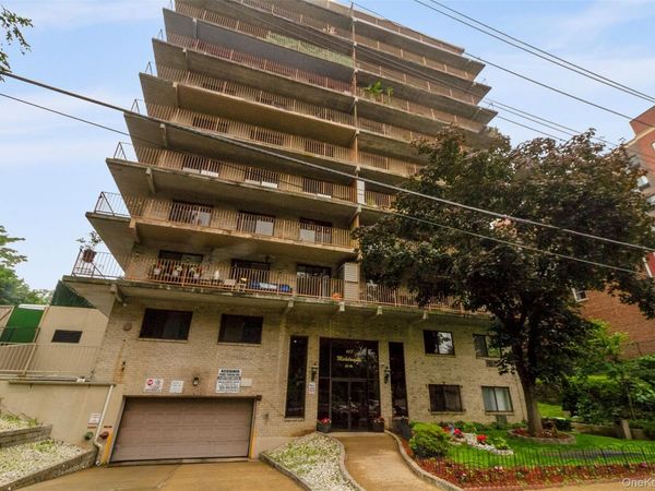 687 Bronx River Road, Unit 2A, Yonkers, NY 10704