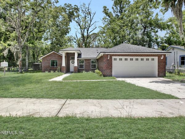 7442 RICHARDSON Road, Jacksonville, FL 32209