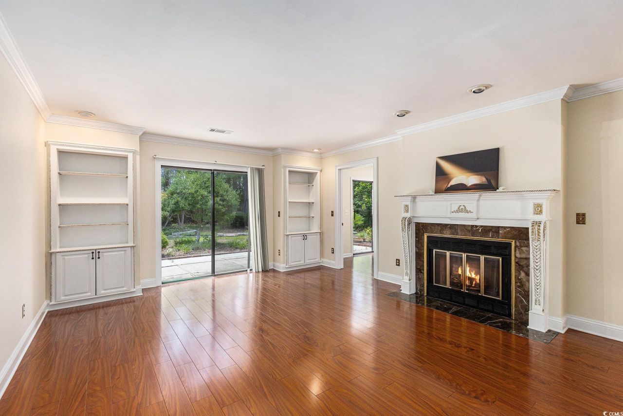 137 Hickory Dr. Photo 12