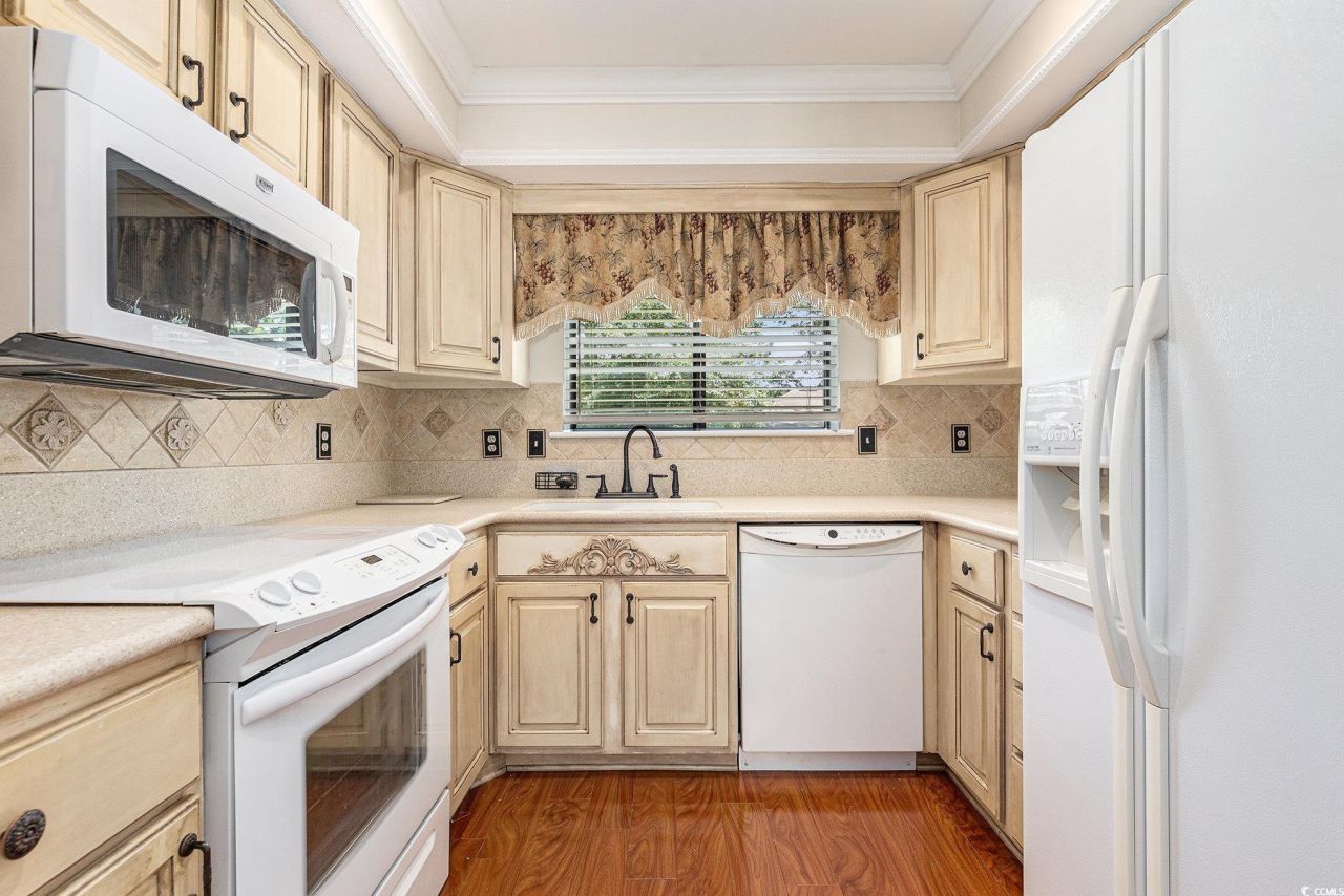 137 Hickory Dr. Photo 14