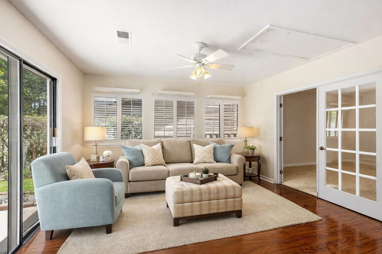 137 Hickory Dr. Photo 19